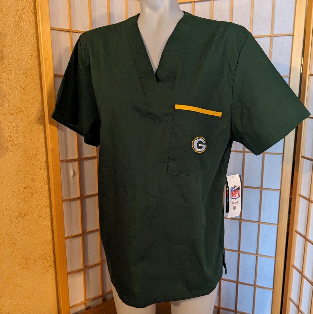 Green Bay Packers, scrubs top, NEW with tags, small
